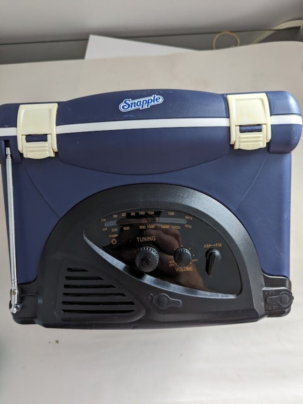 Snapple Mini Cooler Blue with AM/FM Radio built in working Fishing Outdoors